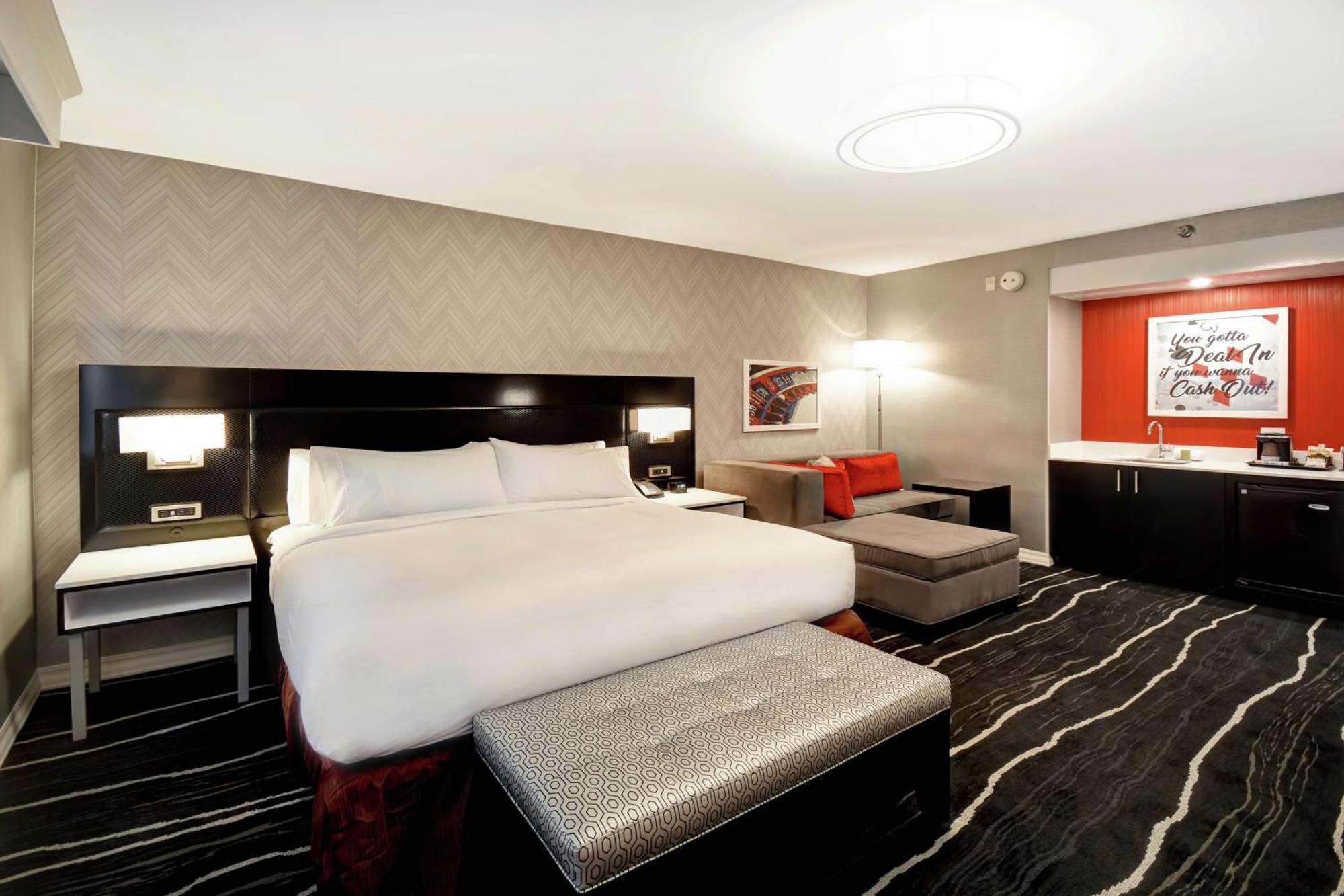 Doubletree By Hilton Deadwood At Cadillac Jack'S Екстер'єр фото