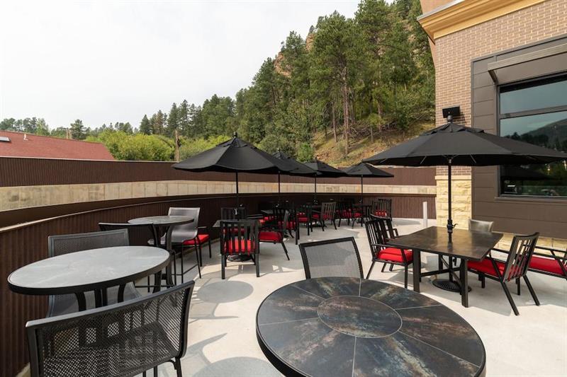 Doubletree By Hilton Deadwood At Cadillac Jack'S Екстер'єр фото